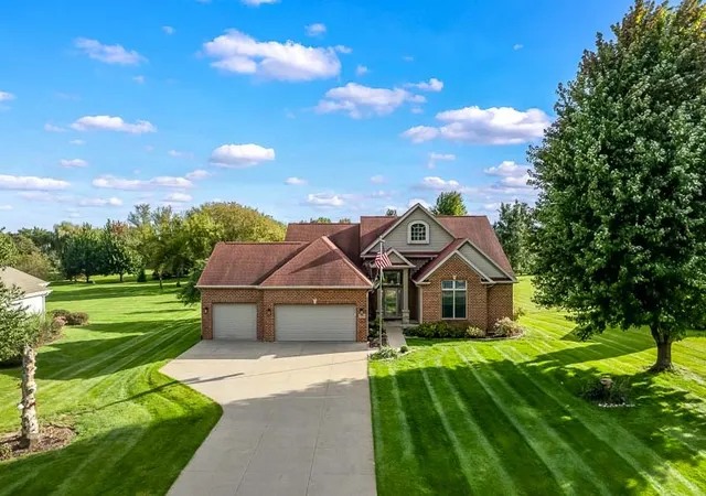 Photo 1 of Sale Pending at 3369 Prairie Rd, Belvidere, IL 61008 | MLS# 12751466 | Listing updated on 2026-10-06