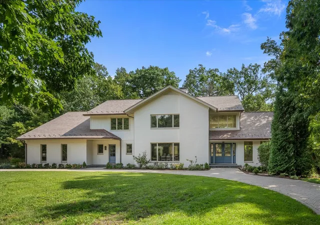 Photo 1 of Single family home for sale at 1221 Loch Ln, Lake Forest, IL 60045 | MLS# 12751508 | Listing updated on 2026-09-14