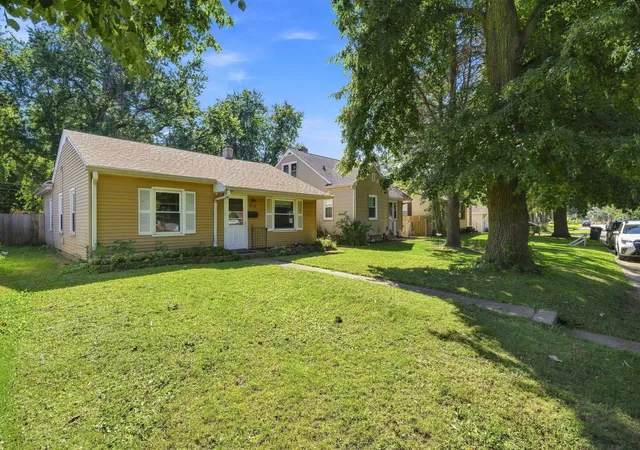 Photo 2 of Single family home for sale at 1839 31st Street, Rock Island, IL 61201 | MLS# 12751535 | Listing updated on 2026-09-16