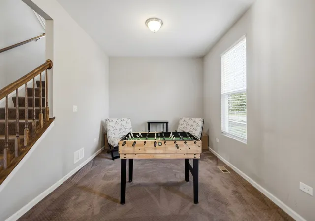 Photo 3 of Single family home for sale at 901 Hudson Dr, Joliet, IL 60431 | MLS# 12751551 | Listing updated on 2026-09-23