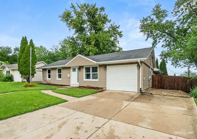 Photo 2 of Single family home for sale at 704 Halstead Ave, Romeoville, IL 60446 | MLS# 12751573 | Listing updated on 2026-10-07