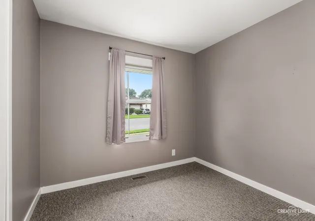 Photo 4 of Single family home for sale at 704 Halstead Ave, Romeoville, IL 60446 | MLS# 12751573 | Listing updated on 2026-10-07
