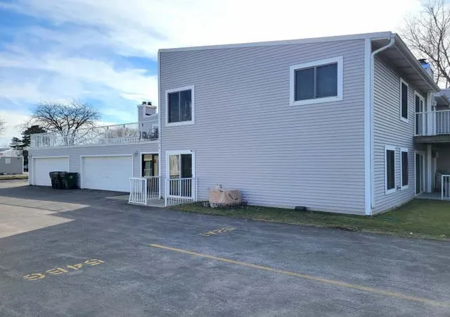Photo 2 of Condo for sale at 2252 N Baldwin Way #1A, Palatine, IL 60074 | MLS# 12751613 | Listing updated on 2026-09-08