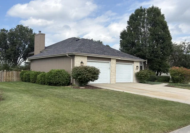 Photo 3 of Single family home for sale at 1223 Wales Ct, Shorewood, IL 60404 | MLS# 12751627 | Listing updated on 2026-09-22