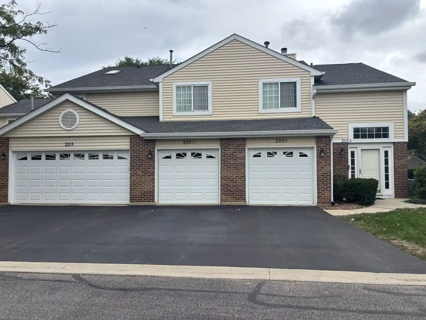 Photo 1 of Townhouse for sale at 201 Brittany Dr #A, Streamwood, IL 60107 | MLS# 12751644 | Listing updated on 2026-10-07