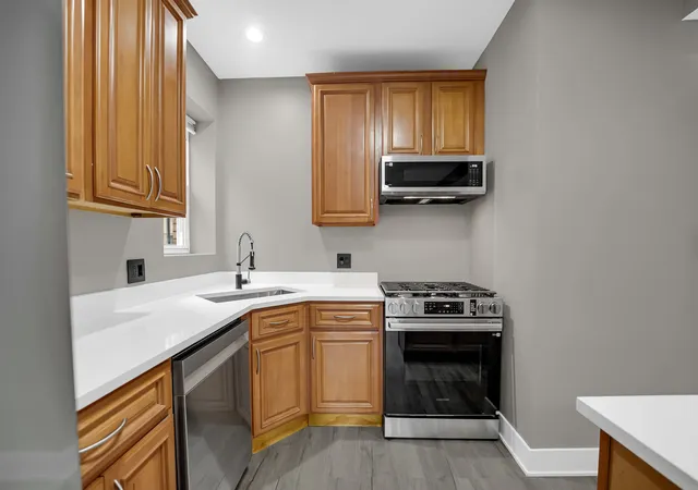 Listing Photo 4 - Condo for sale in building located at 2809 W Washington Blvd, Chicago, IL 60612 - Unit #300