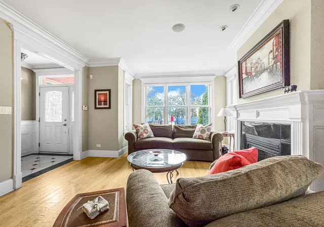 Photo 3 of Single family home for sale at 2135 W Montrose Ave, Chicago, IL 60618 | MLS# 12751655 | Listing updated on 2026-09-14