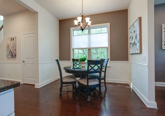 Photo 4 of Townhouse for sale at 335 Camberley Ln, Lincolnshire, IL 60069 | MLS# 12751667 | Listing updated on 2026-09-14