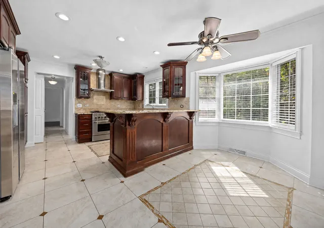 Photo 4 of Single family home for sale at 6342 Martin Dr, Willowbrook, IL 60527 | MLS# 12751668 | Listing updated on 2026-09-16