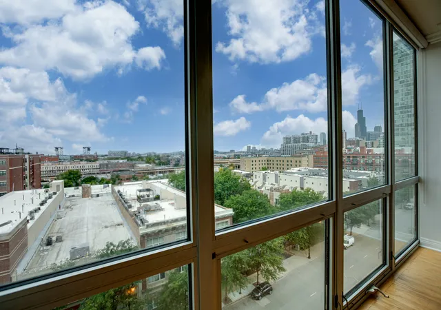 Photo 3 of Condo for sale at 1845 S Michigan Ave #904, Chicago, IL 60616 | MLS# 12751681 | Listing updated on 2026-09-16