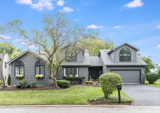 Single family home for sale at 1923 Hillside Ln, Lisle, IL 60532 | MLS# 12751708