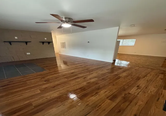 Photo 4 of Single family home for sale at 1007 Kingsley Dr, Machesney Park, IL 61115 | MLS# 12751728 | Listing updated on 2026-09-21