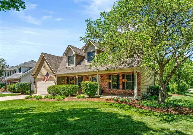Photo 3 of Single family home for sale at 4903 Clearwater Ln, Naperville, IL 60564 | MLS# 12751751 | Listing updated on 2026-09-23