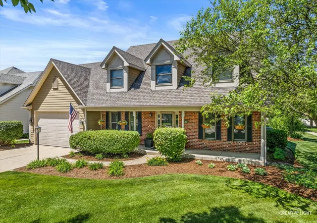 Photo 4 of Single family home for sale at 4903 Clearwater Ln, Naperville, IL 60564 | MLS# 12751751 | Listing updated on 2026-09-23