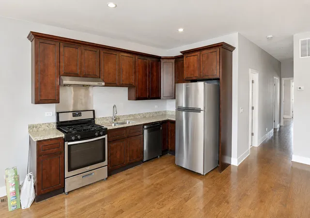 Photo 3 of Single family home for sale at 510 W 32nd Street, Chicago, IL 60616 | MLS# 12751754 | Listing updated on 2026-09-21