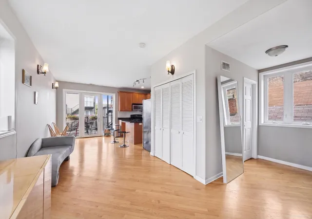 Listing Photo 4 - Condo for sale in building located at 1730 S Des Plaines Ave, Forest Park, IL 60130 - Unit #2