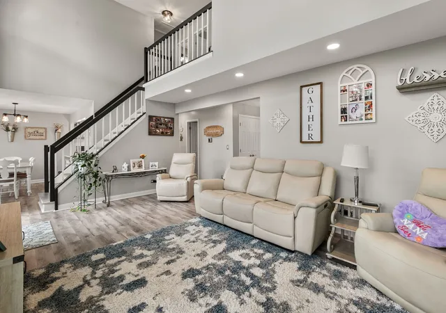 Photo 3 of Townhouse for sale at 345 Ascot Ln, Streamwood, IL 60107 | MLS# 12751768 | Listing updated on 2026-09-14