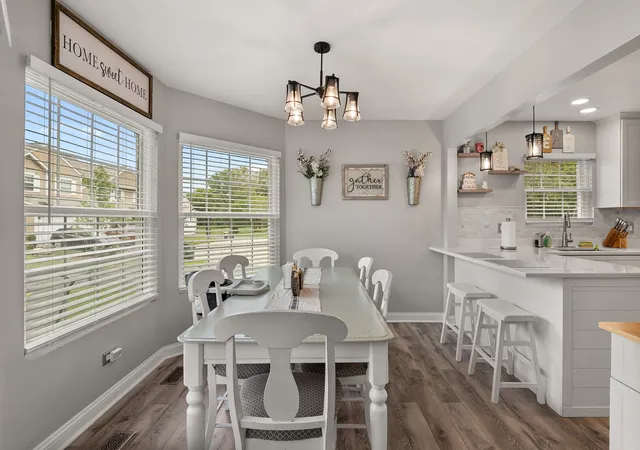 Photo 4 of Townhouse for sale at 345 Ascot Ln, Streamwood, IL 60107 | MLS# 12751768 | Listing updated on 2026-09-14