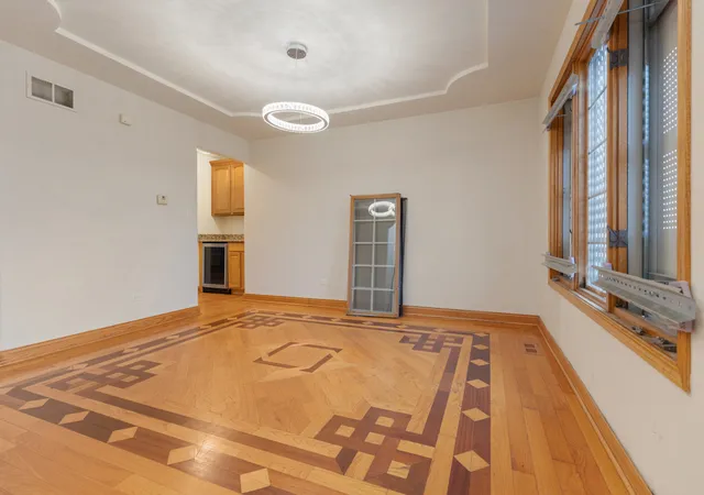 Photo 4 of Single family home for sale at 18811 Cap Ct, Country Club Hills, IL 60478 | MLS# 12751782 | Listing updated on 2026-09-24