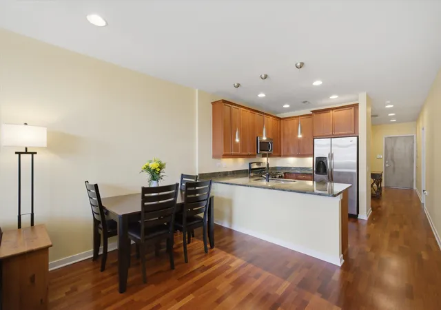 Photo 3 of Condo for sale at 3946 N Ravenswood Ave #411, Chicago, IL 60613 | MLS# 12751786 | Listing updated on 2026-09-12