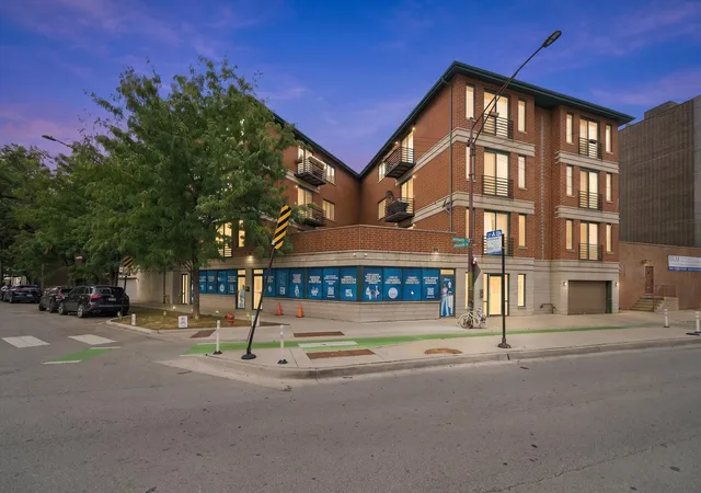 Condo for sale at 842 N Racine Ave #202, Chicago, IL 60642 | MLS# 12751792