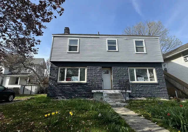 Photo 1 of Multi family home for sale at 212 W John St, Champaign, IL 61820 | MLS# 12751826 | Listing updated on 2026-10-03