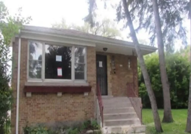 Photo 3 of Single family home for sale at 1833 W 88th Street, Chicago, IL 60620 | MLS# 12751867 | Listing updated on 2026-09-05