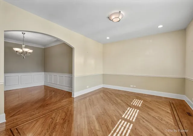 Photo 4 of Single family home for sale at 524 Tower Pl, Fox River Grove, IL 60021 | MLS# 12751883 | Listing updated on 2026-10-30