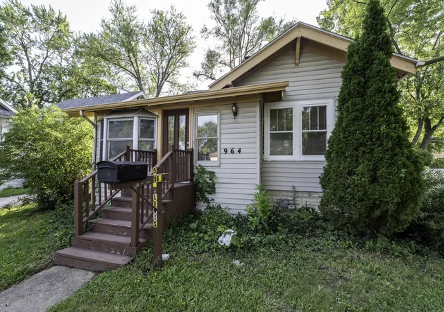 Photo 2 of Single family home for sale at 964 N Lewis Ave, Waukegan, IL 60085 | MLS# 12751889 | Listing updated on 2026-10-04
