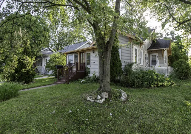Photo 3 of Single family home for sale at 964 N Lewis Ave, Waukegan, IL 60085 | MLS# 12751889 | Listing updated on 2026-10-04
