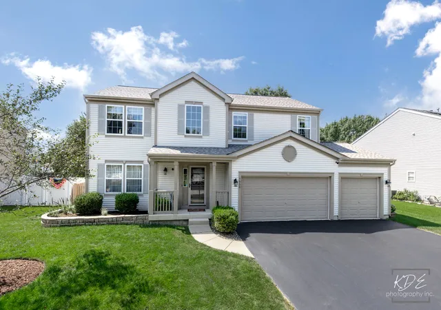 Photo 1 of Single family home for sale at 1829 Thornapple Way, Aurora, IL 60504 | MLS# 12751892 | Listing updated on 2026-09-12
