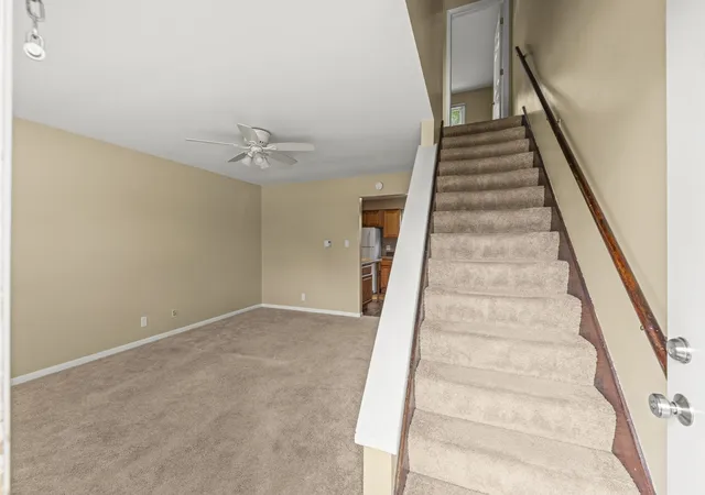 Photo 3 of House for sale at 105 Appletree Ct, Yorkville, IL 60560 | MLS# 12751907 | Listing updated on 2026-09-13