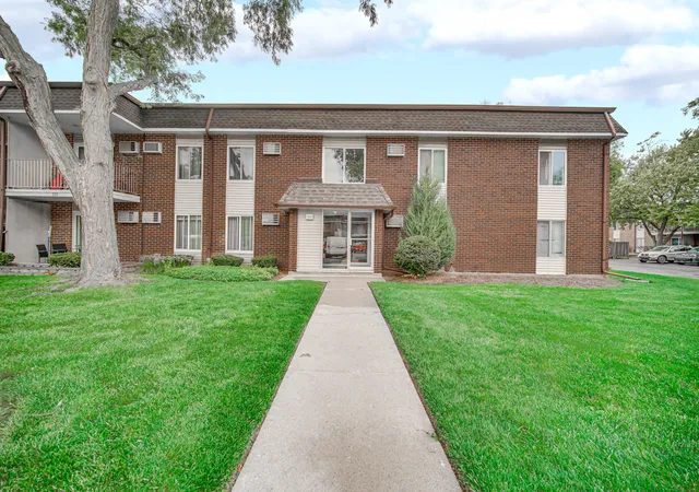Photo 1 of Condo for sale at 1133 Miller Ln #106, Buffalo Grove, IL 60089 | MLS# 12751965 | Listing updated on 2026-09-23