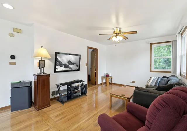 Photo 2 of Single family home for sale at 2170 Laura Ln, Des Plaines, IL 60018 | MLS# 12751968 | Listing updated on 2026-09-22