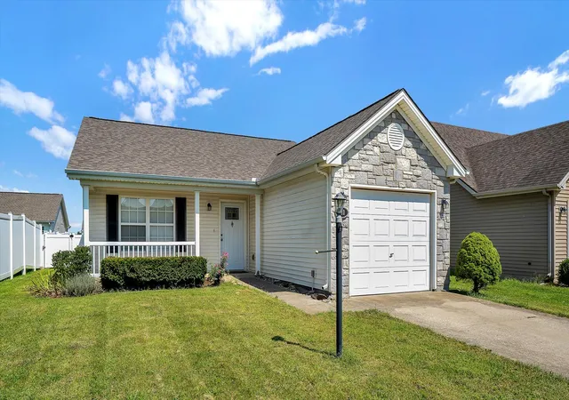 Photo 3 of Single family home for sale at 710 Yalow Dr, Champaign, IL 61822 | MLS# 12752006 | Listing updated on 2026-10-05