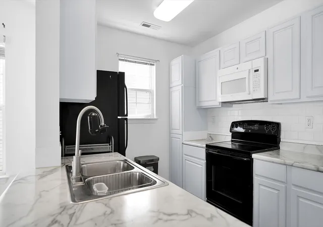 Photo 3 of Single family home for sale at 710 Yalow Dr, Champaign, IL 61822 | MLS# 12752006 | Listing updated on 2026-10-05