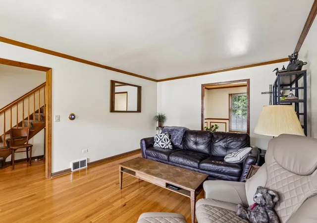 Photo 2 of Townhouse for sale at 328 Eastern Ave, Barrington, IL 60010 | MLS# 12752014 | Listing updated on 2026-09-11