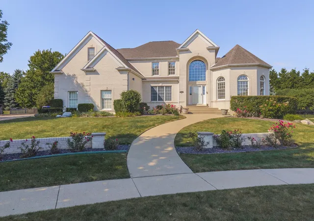 Photo 1 of Single family home for sale at 21 Lavender Ln, Bloomington, IL 61704 | MLS# 12752020 | Listing updated on 2026-10-06