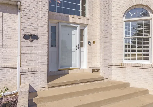 Photo 2 of Single family home for sale at 21 Lavender Ln, Bloomington, IL 61704 | MLS# 12752020 | Listing updated on 2026-09-14