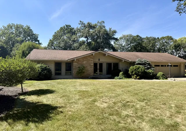 Photo 1 of Single family home for sale at 2970 Reid Farm Rd, Rockford, IL 61114 | MLS# 12752027 | Listing updated on 2026-09-12