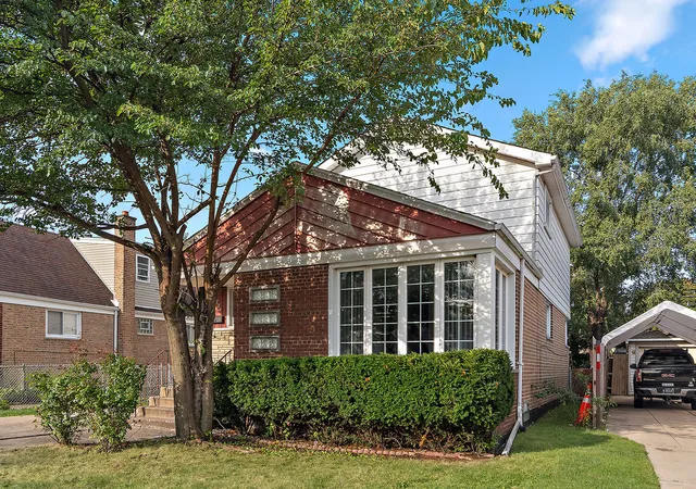 Photo 2 of Single family home for sale at 7734 S Keeler Ave, Chicago, IL 60652 | MLS# 12752053 | Listing updated on 2026-09-24
