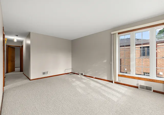 Photo 4 of Single family home for sale at 7734 S Keeler Ave, Chicago, IL 60652 | MLS# 12752053 | Listing updated on 2026-09-24