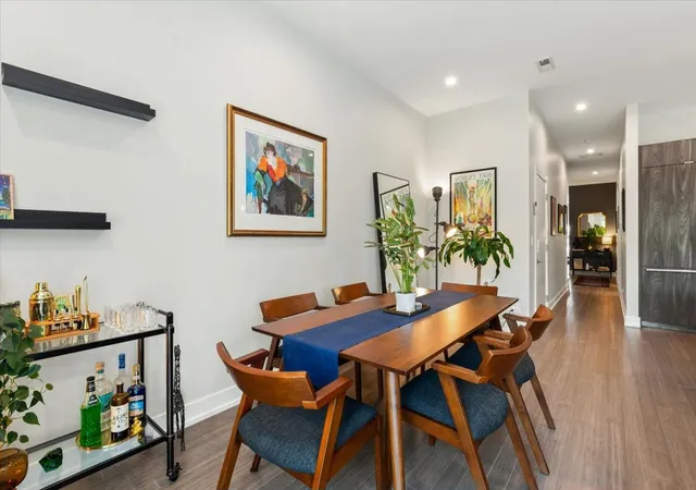 Photo 4 of Condo for sale at 4858 N Kenmore Ave #3N, Chicago, IL 60640 | MLS# 12752054 | Listing updated on 2026-09-16