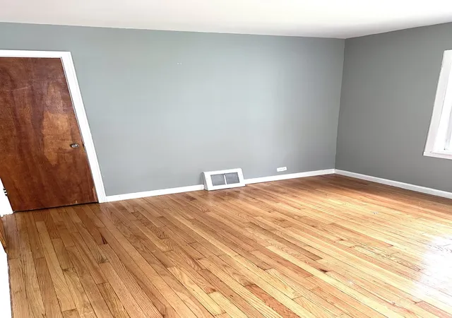 Photo 4 of Single family home for sale at 14337 Parnell Ave, Harvey, IL 60426 | MLS# 12752062 | Listing updated on 2026-09-19