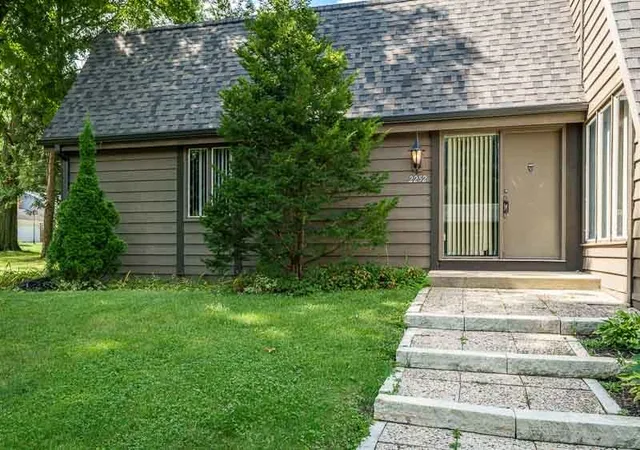 Photo 2 of Sale Pending at 2252 Jonquil Pl, Rockford, IL 61107 | MLS# 12752066 | Listing updated on 2026-09-23