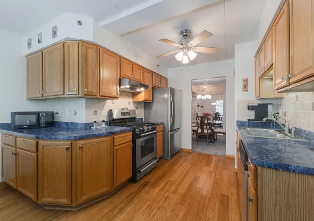 Photo 4 of Condo for sale at 6835 Forestview Dr #2C, Oak Forest, IL 60452 | MLS# 12752088 | Listing updated on 2026-09-23