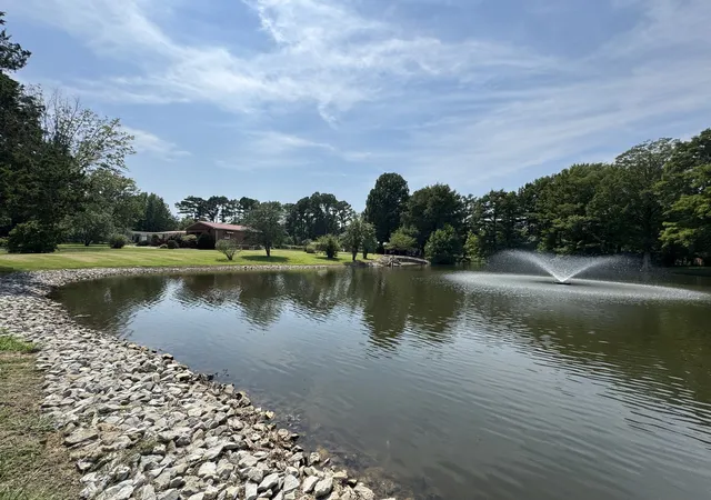 Photo 3 of Single family home for sale at 3953 Country Clb Rd, Carbondale, IL 62901 | MLS# 12752093 | Listing updated on 2026-09-06