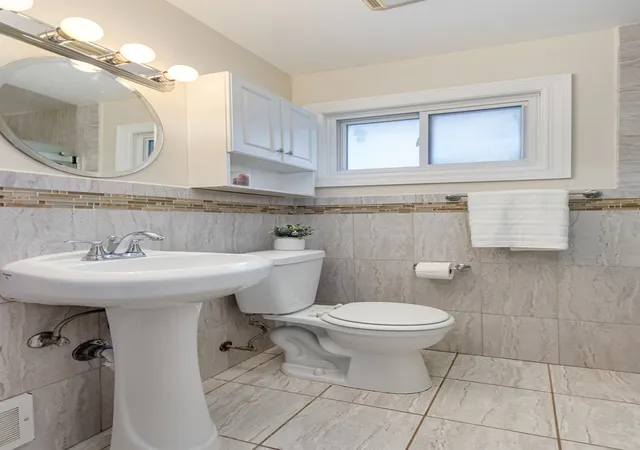 Photo 3 of Townhouse for sale at 2500 W Birchwood Ave #A, Chicago, IL 60645 | MLS# 12752116 | Listing updated on 2026-10-08