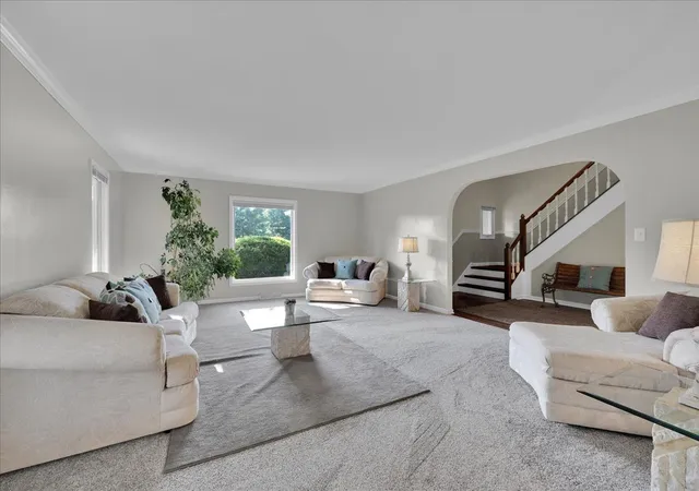 Photo 4 of Single family home for sale at 41w210 Mare Ln, Elburn, IL 60119 | MLS# 12752118 | Listing updated on 2026-09-06