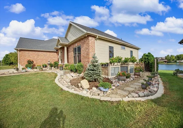 Photo 1 of Single family home for sale at 3608 Pamela Dr, Bloomington, IL 61704 | MLS# 12752177 | Listing updated on 2026-09-21
